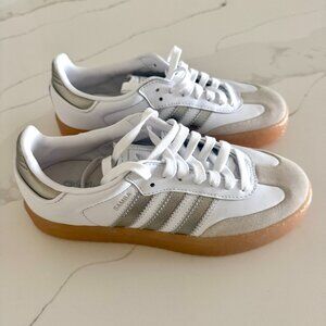 NEW WT Addidas Sambae Sneaker